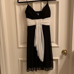 Beata Studio Black and white cocktail dress 3/4